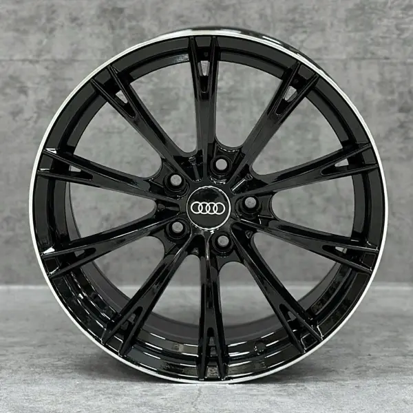 Audi Audi 17
