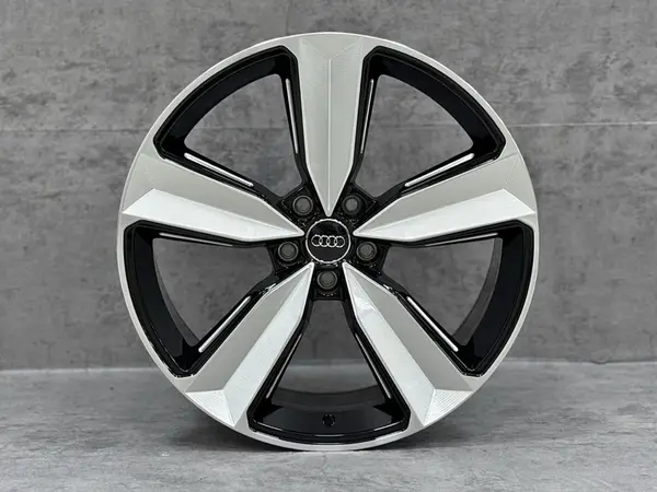 Audi Audi 20 RS Miling