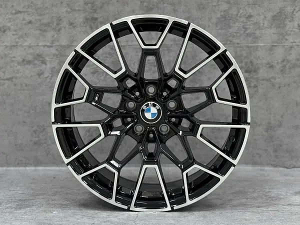 BMW BMW 18 Style 827M
