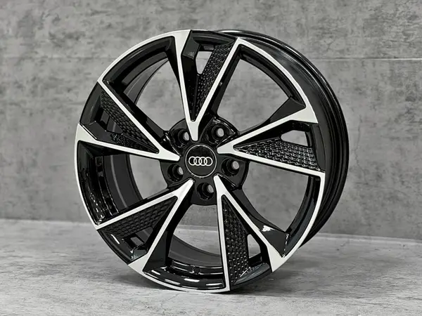 Audi Audi 17 RS7 — slika 2
