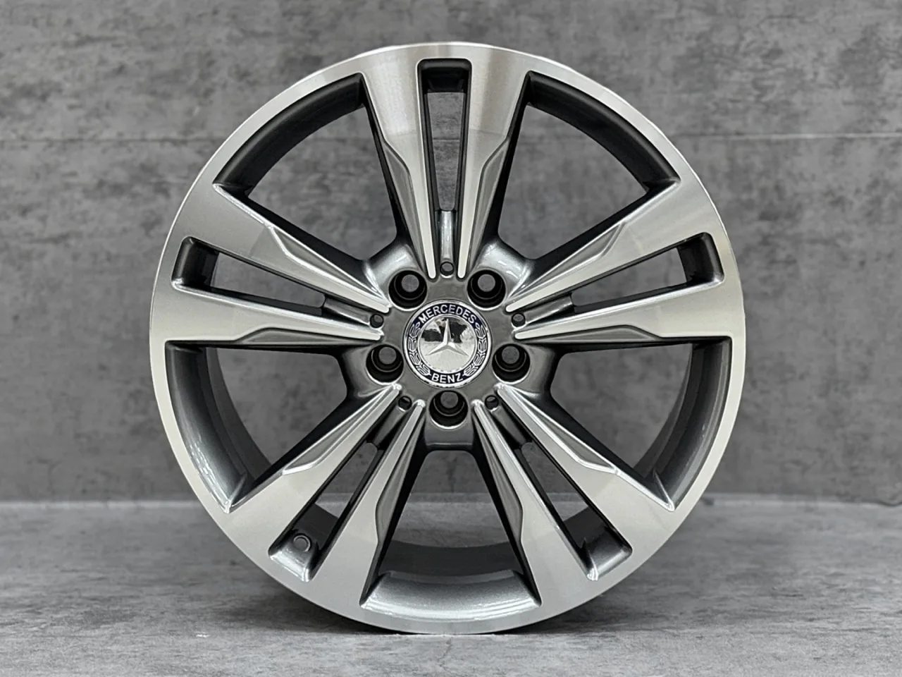 Mercedes mercedes 17 avantgarde