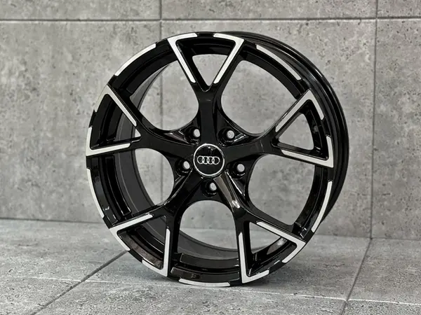 Audi Audi 17 RS — slika 2