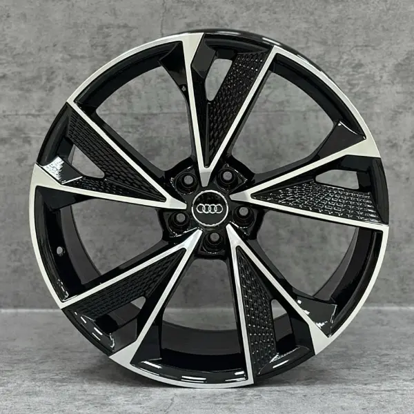 Audi Audi 21