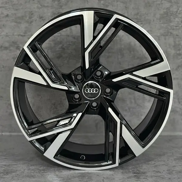 Audi Audi 19