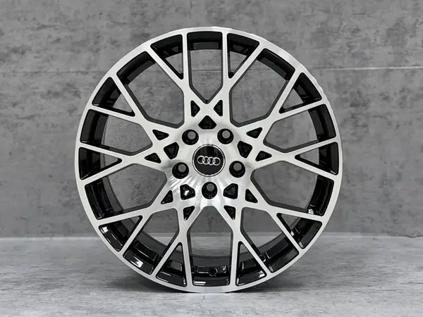 Audi Audi 18 Sport