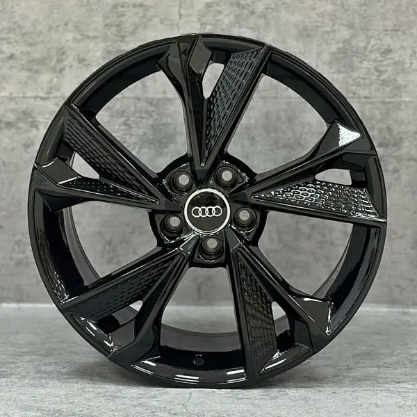 Audi Audi 19