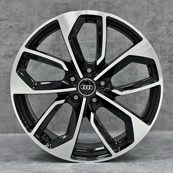 Audi Audi 19