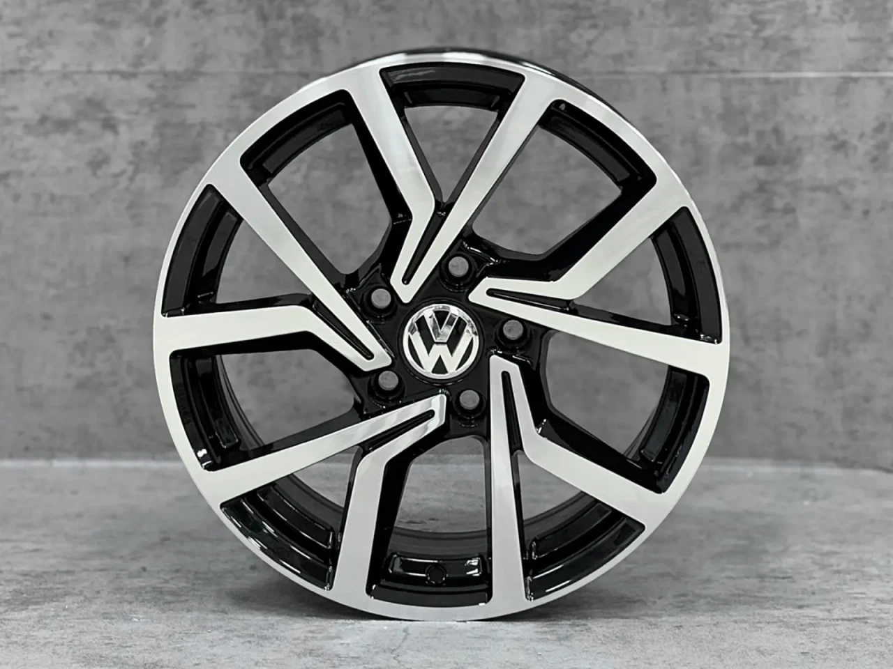 Volkswagen VW Skoda 16 Brescia