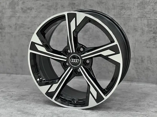 Audi Audi 17 — slika 2