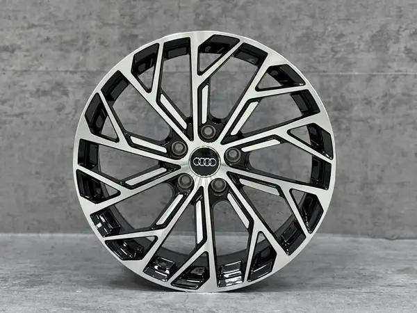Audi Audi 18