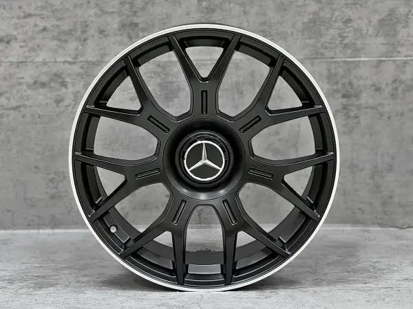 Mercedes mercedes 18 amg
