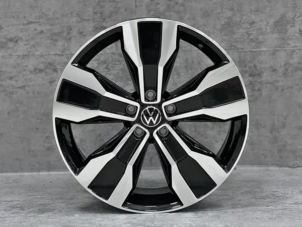 Volkswagen VW 19 R Line