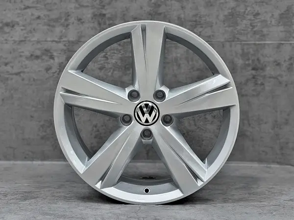 Volkswagen VW 17 Highline FBX