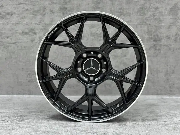 Mercedes mercedes 18 Amg
