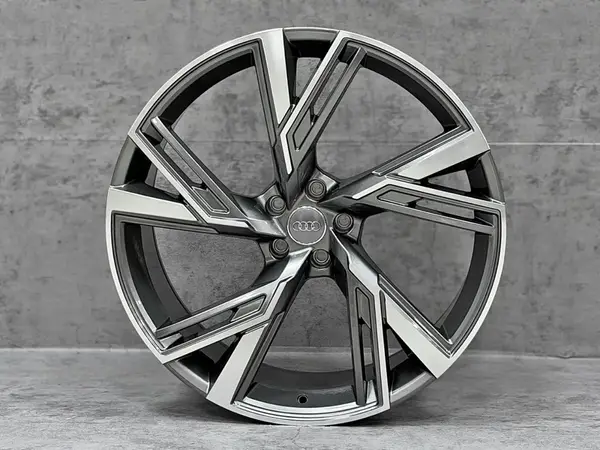 Audi Audi 22 RS6