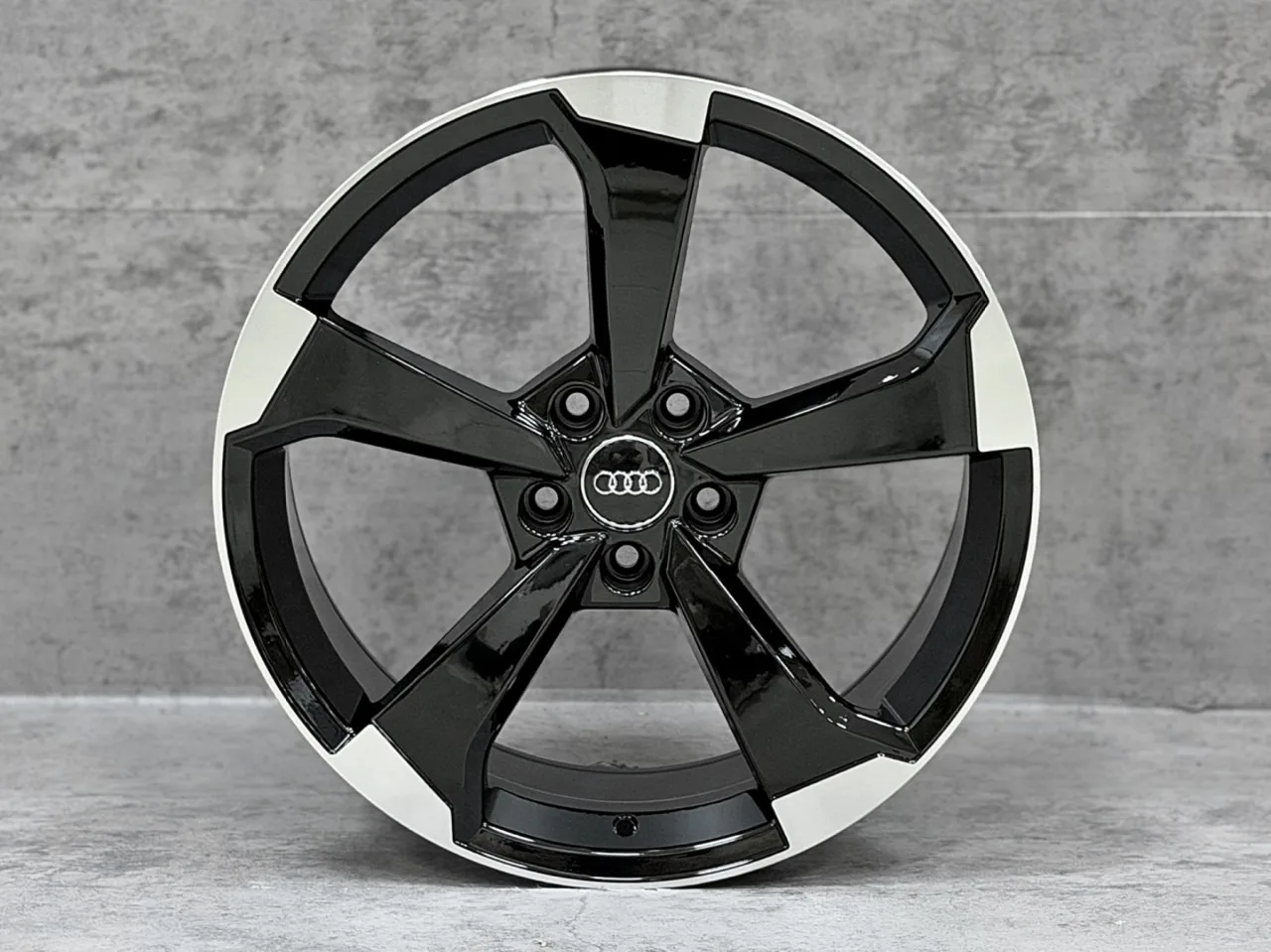 Audi Audi 19 Rotor S-Line