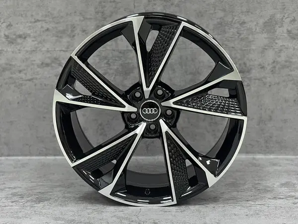Audi Audi 20 RS7